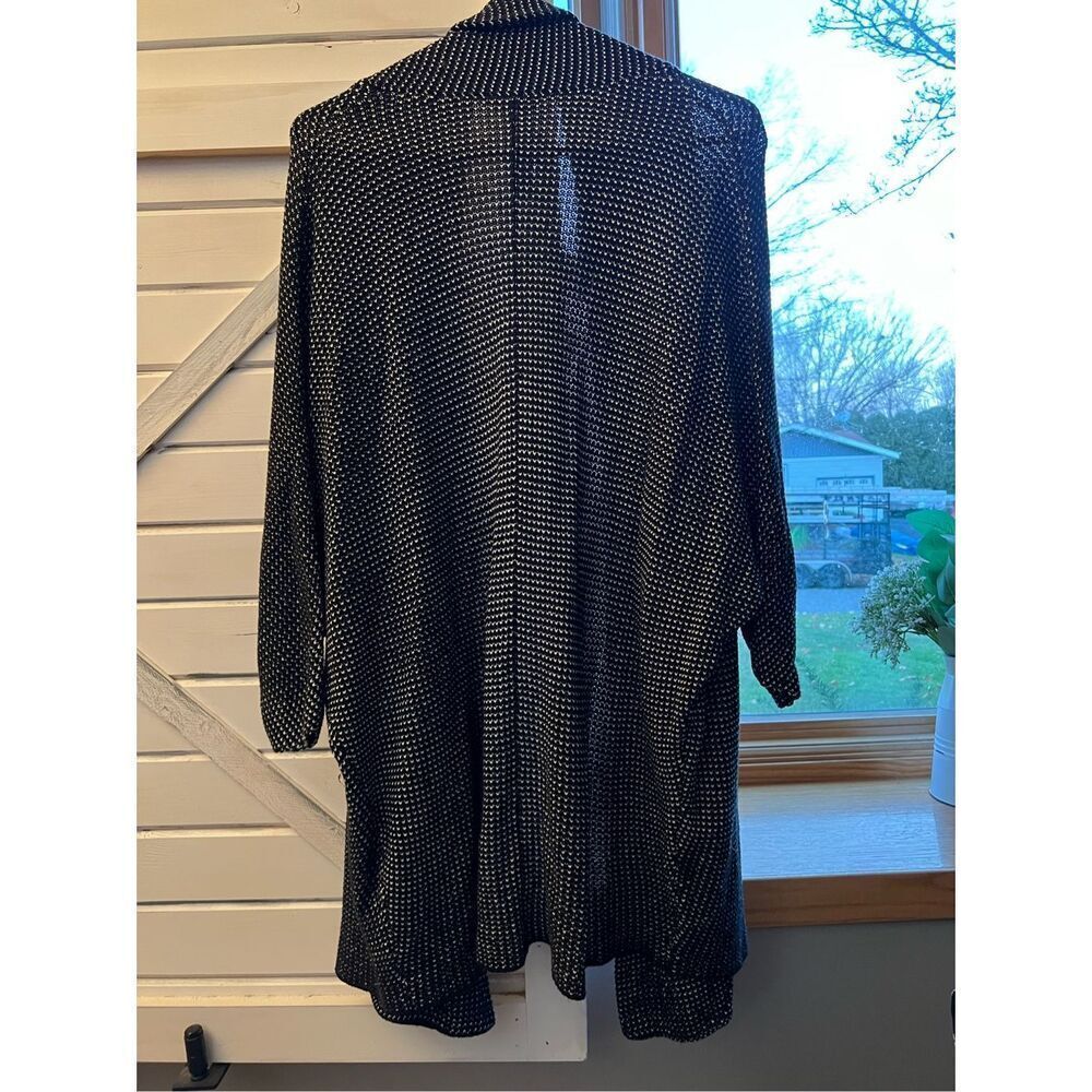 Express Women’s Black & White Long Bat Wing Cardigan Size XS/S